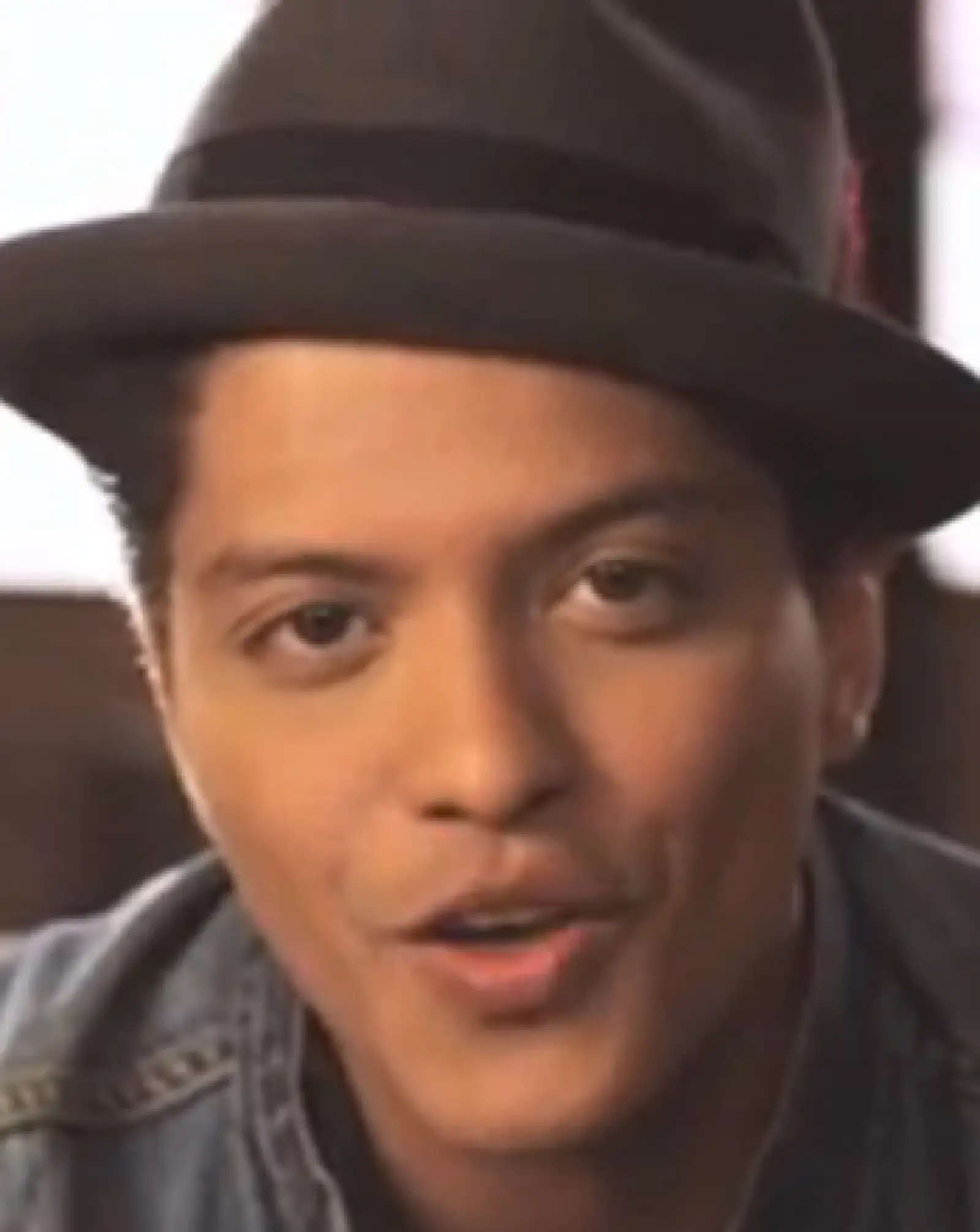 Bruno Mars - Just The Way You Are -