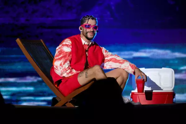 Quieren a Bad Bunny en el Zócalo capitalino