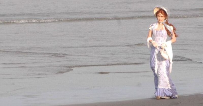 Aracely Arámbula comenzó las grabaciones de la telenovela Corazón Salvaje, mientras Luis Miguel continúa paseando alrededor del mundo con Genoveva Casanova.