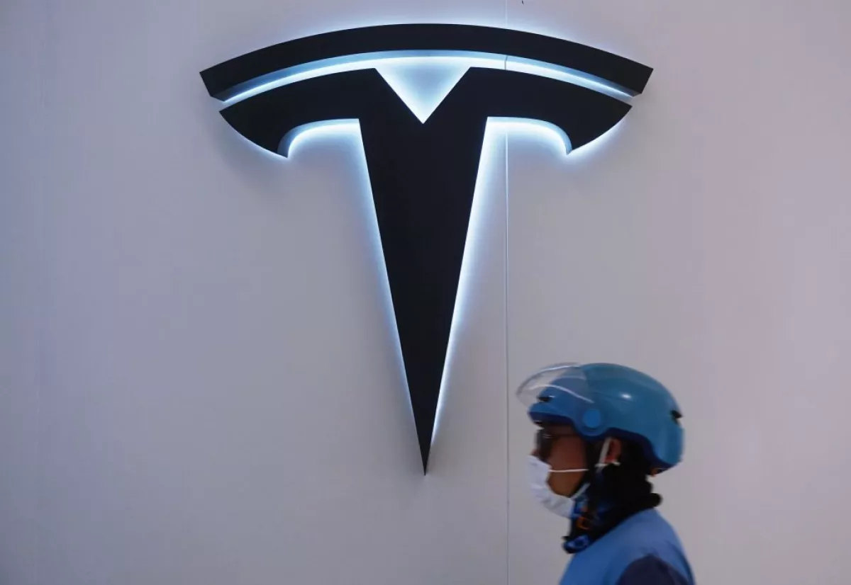 Tesla Store In Hangzhou