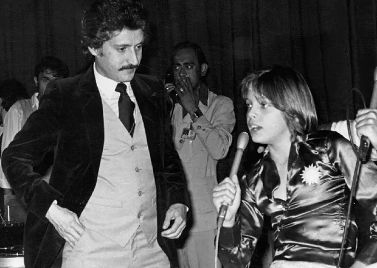 Con 25 años de trayectoria, nueve Grammys y más de 60 millones de discos vendidos, Luis Miguel es uno de los cantantes latinos más poderosos en el mundo entero.