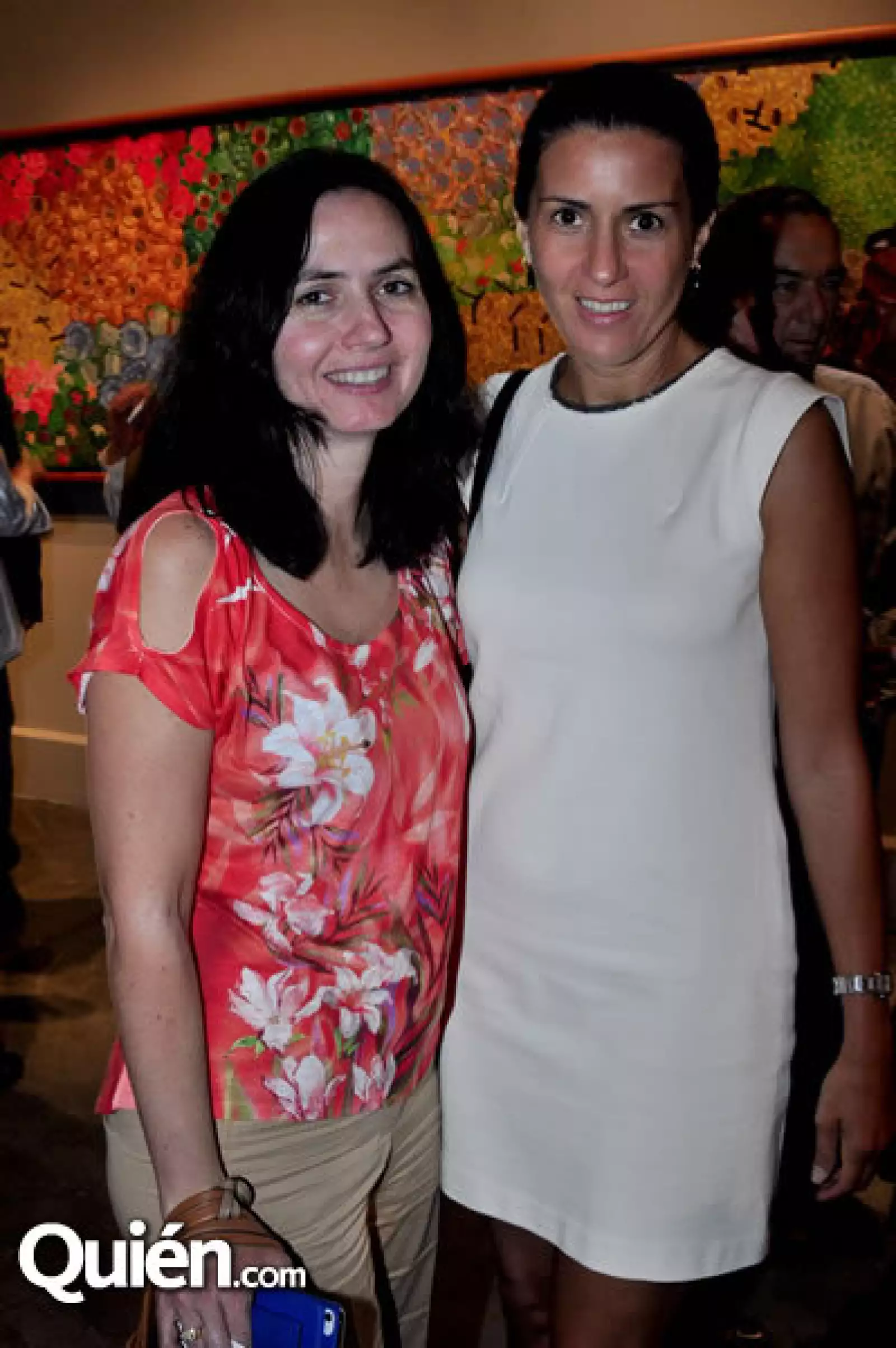 Mayela Benítez de Benavides y Claudia Farías de Herrera