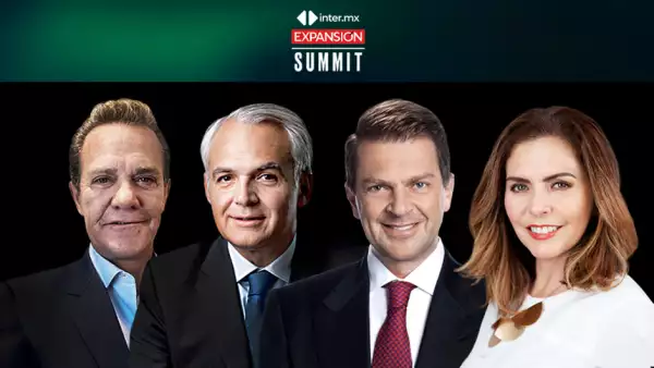 Arturo Saval, de Nexxus; Sergio Méndez, de BlackRock México; Emilio Romano, de Bank of America y Liliana Reyes, de Amexcap.