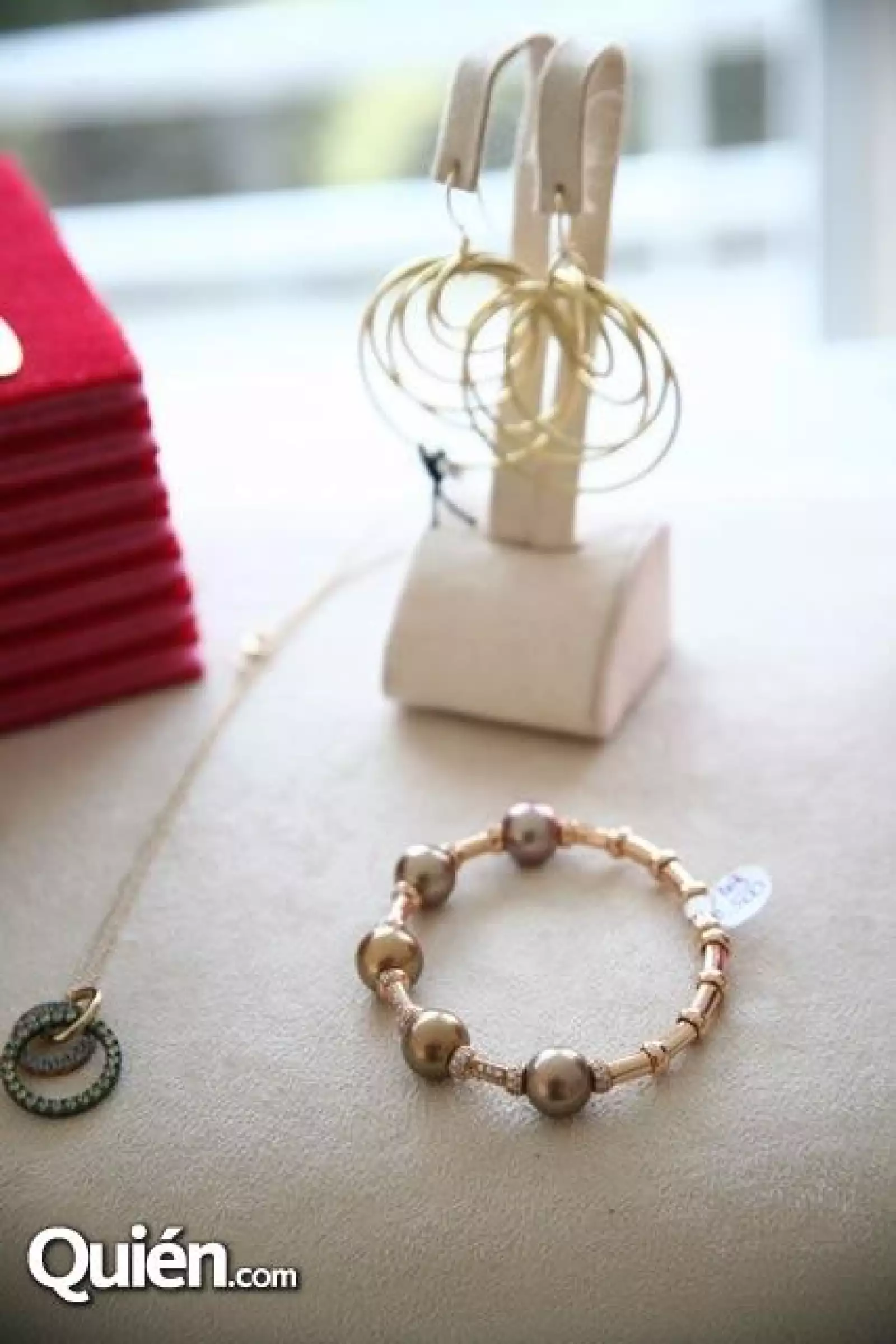 Venta de joyas por Patricia Fronza