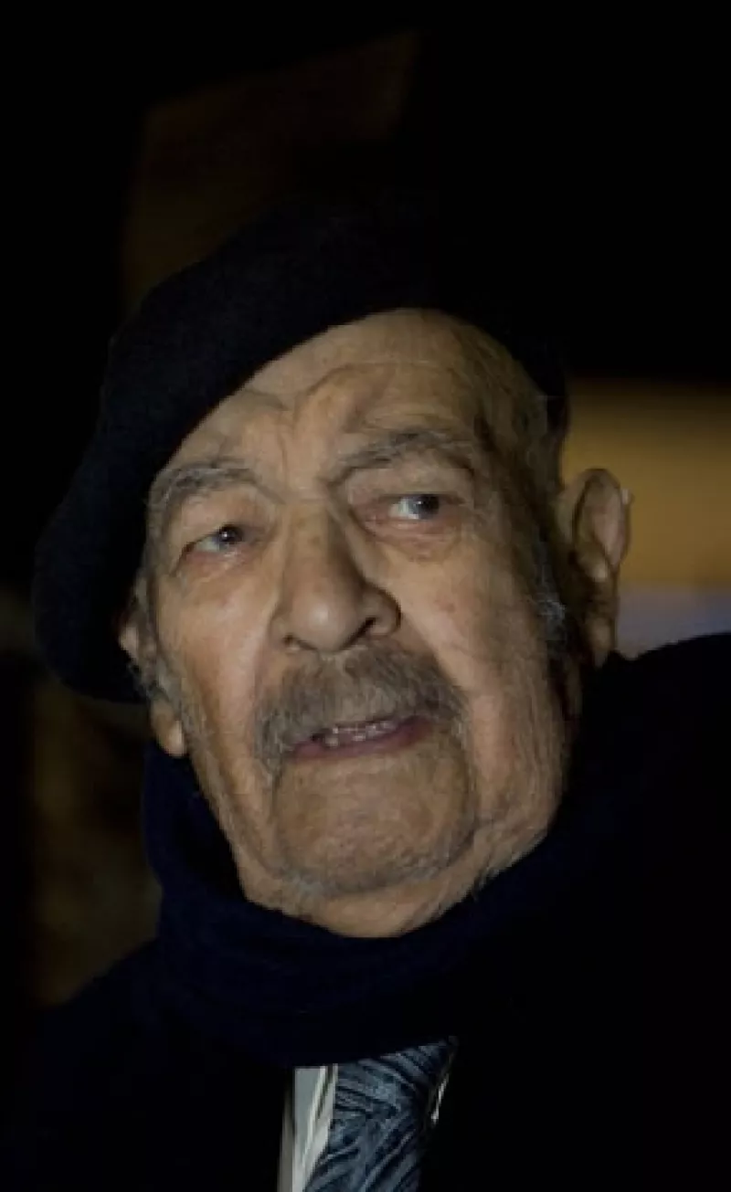 El compositor mexicano murió a los 99 años de edad víctima de un paro respiratorio.