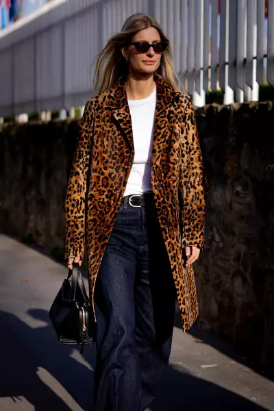 Paris str F26 1281.jpg