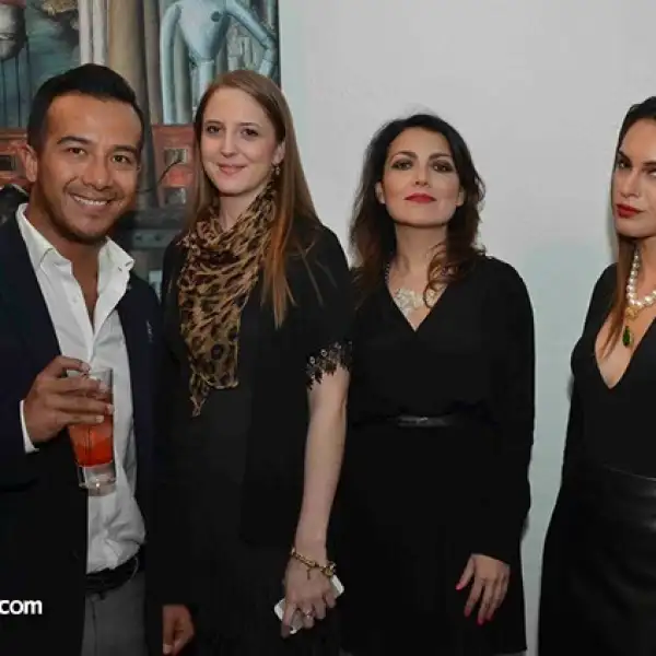 Beto Mendoza,Lise Morlet,Válerie Anaya y Muriel Elbright