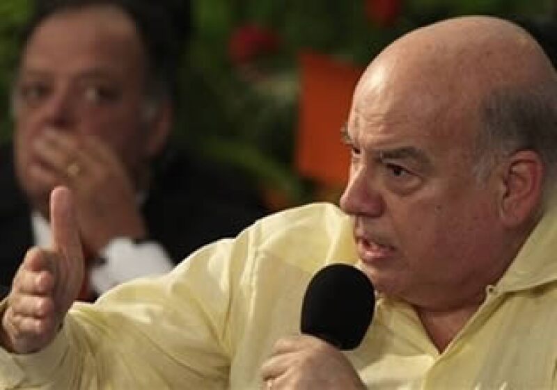 José Miguel Insulza llegó este viernes a Honduras para reestablecer a Manuel Zelaya en el poder. (Foto: AP)