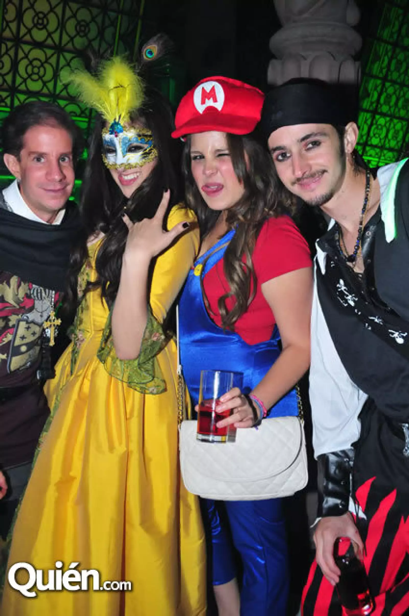 Xavier Cabezut,Ilse Valladolid,Michelle Romano,Arturo Toffel