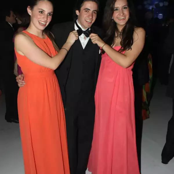 Andrea Lato, Rodrigo Aguilar y Natalia Arjona