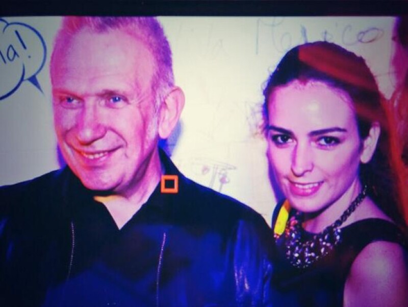 Lorenza Lazo junto al diseñador de 61 años.