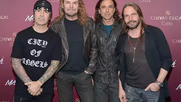 Fher Olvera ha advertido al empresario y candidato a la presidencia de Estados Unidos que sus palabras calificando a los mexicanos de "violadores" le traerán "problemas".