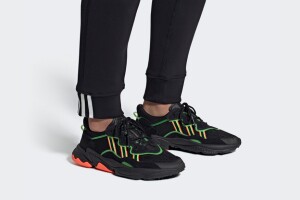 Adidas ozweego 2.jpg