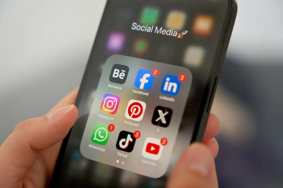 que-no-compartir-redes-sociales