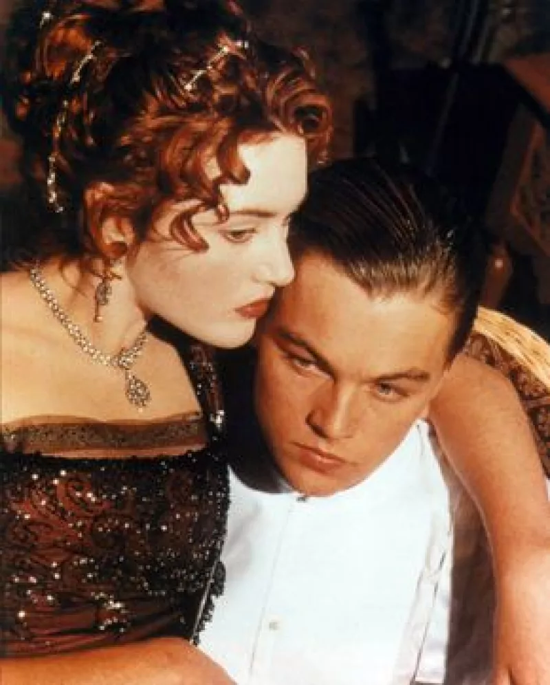 Los astros de la cinta sobre el legendario naufragio apoyan un fondo que subsidiaría los costos de Millvina Dean en una residencia para ancianos.