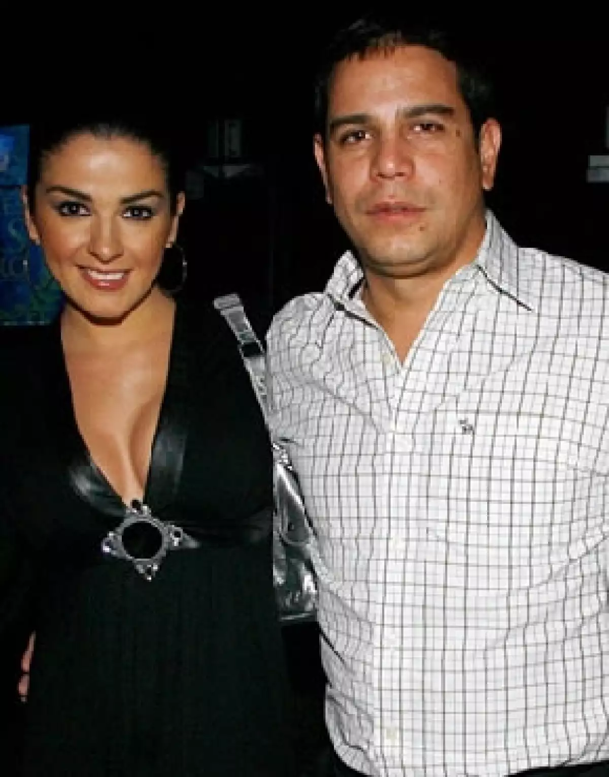 Después de cinco años y medio de matrimonio la pareja decidió divorciarse de común acuerdo y "por todo lo que hemos vivido siempre nos unirá un cariño muy especial", dijeron mediante un comunicado.