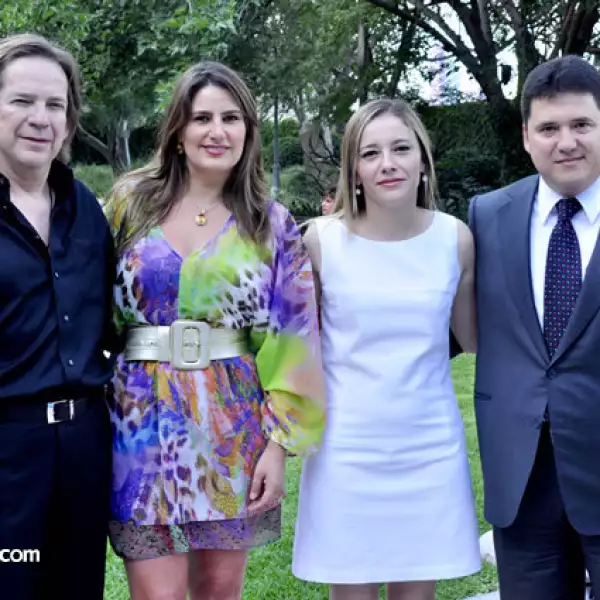 Sergio Gutiérrez, Alejandra Hinojosa de Gutiérrez, Cecilia Rodríguez y Ugo Ruiz