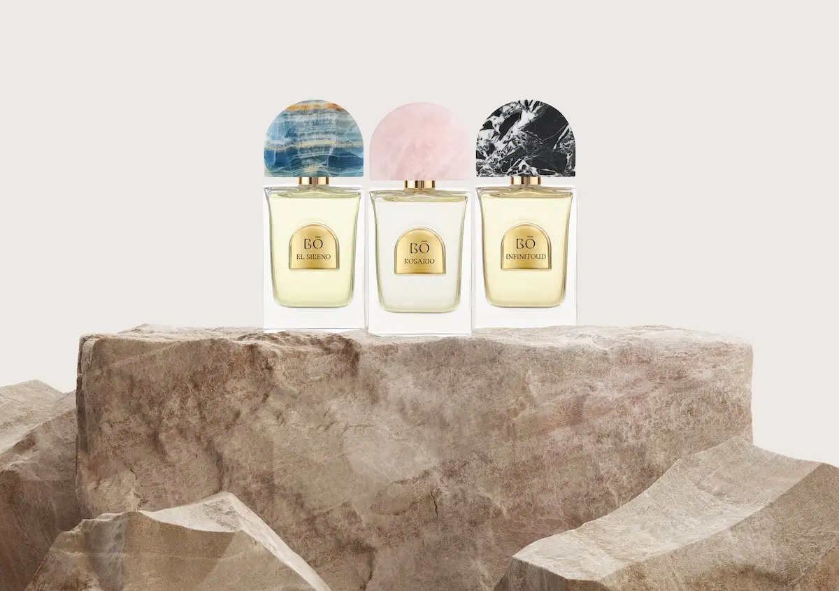 tres perfumes sobre una roca de House of Bō
