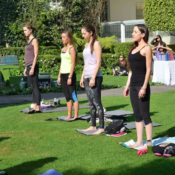 Phoebe Alix,Ana Artigas,Margot Fasja y Geo García.