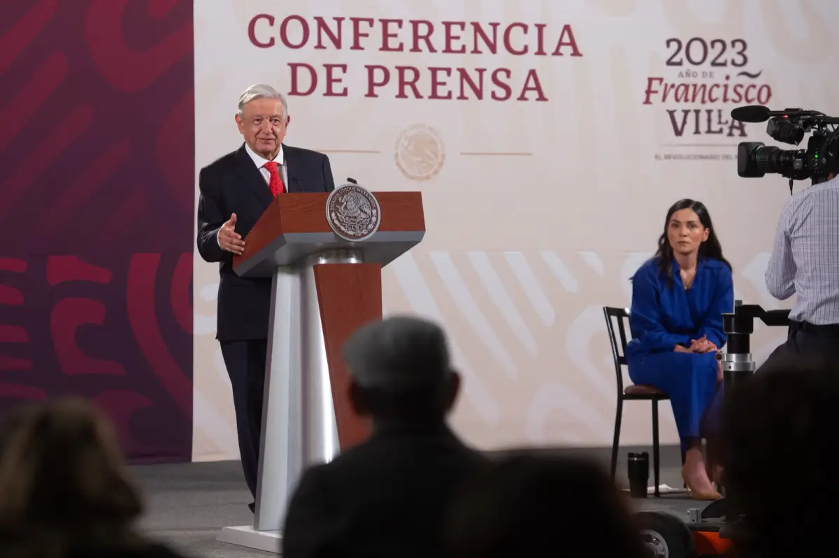 Quien-es-quien-mentiras-xochitl.jpeg