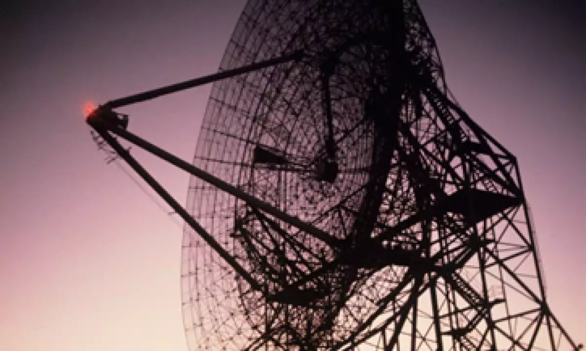 La SCT aclaró que los concesionarios no prestarán comercialmente servicios de telecomunicaciones con el espectro para uso oficial. (Foto: Thinkstock)