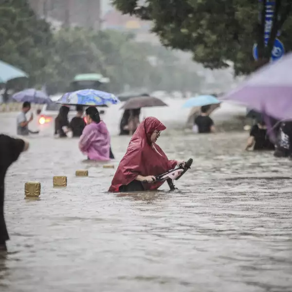 Un año de lluvia en tres días