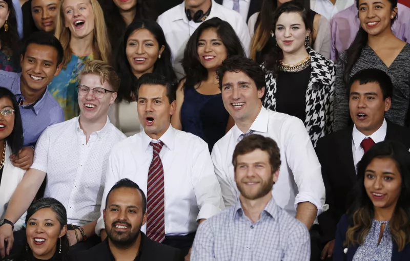 El martes el presidente de México, Enrique Peña Nieto, y el primer ministro de Canadá, Justin Trudeau, estuvieron en un encuentro con jóvenes en el país norteamericano.