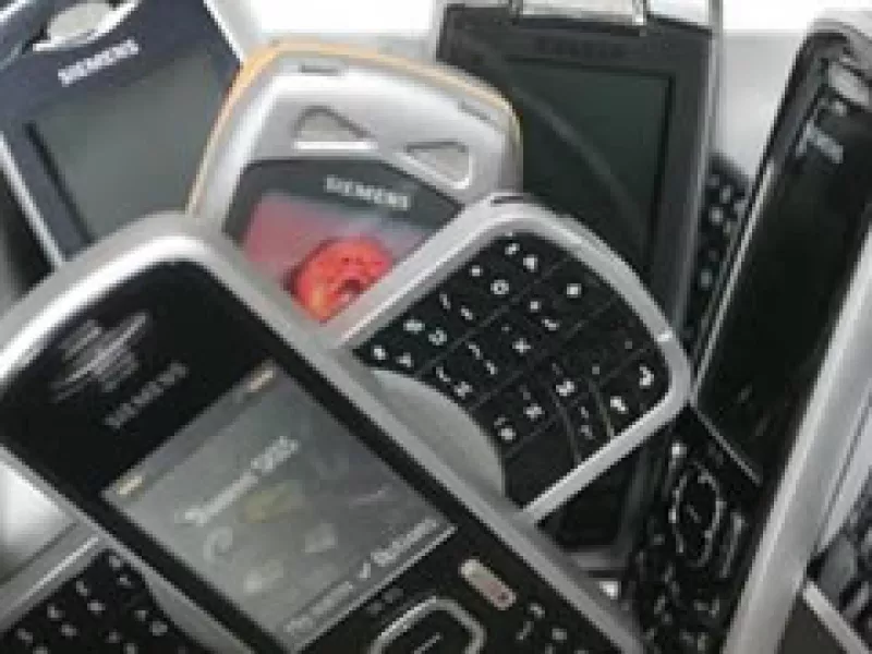 El mercado de los celulares tiene un valor de 190,000 millones de dólares.(Foto: Reuters)