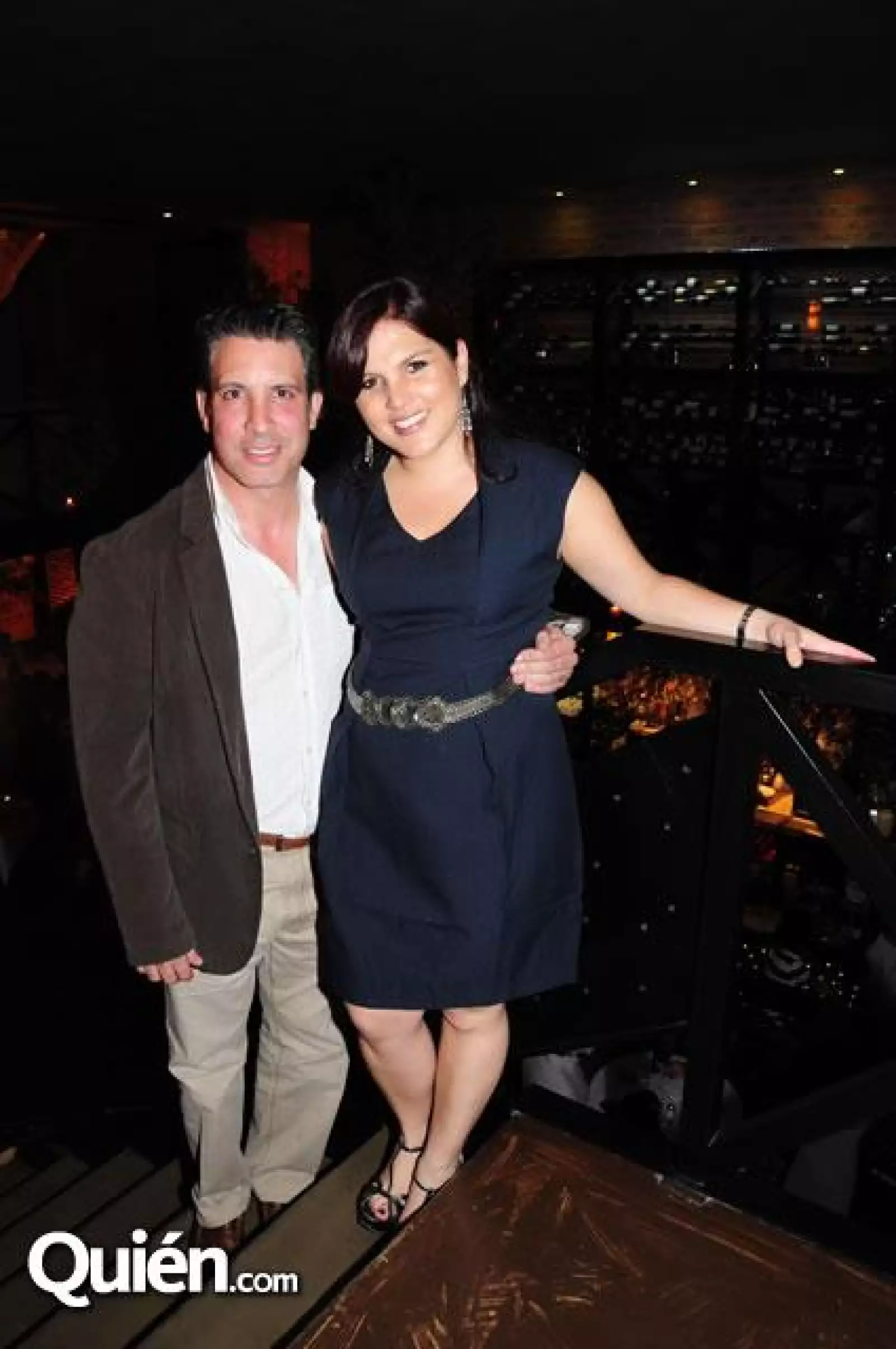 Rafael Martínez,Mariana González