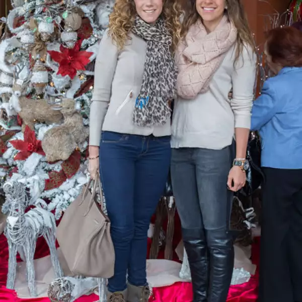 Ana Álvarez Murphy,Natalie Aziz