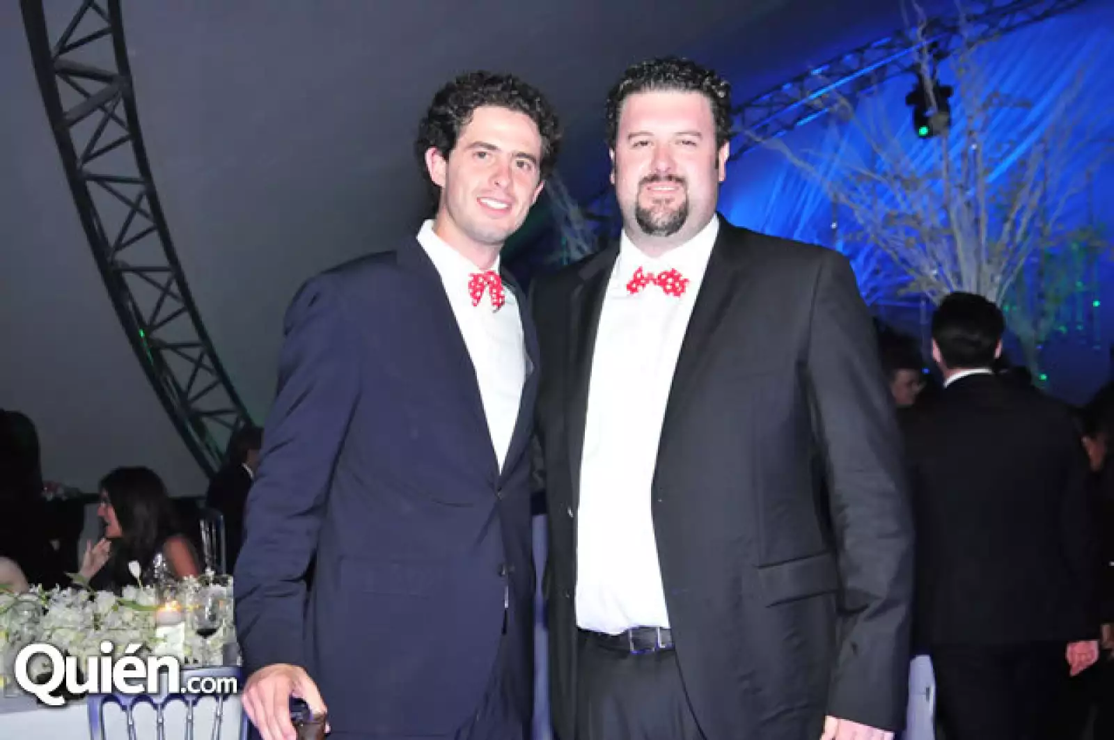 Andrés Urrea,Esteban Watanabe