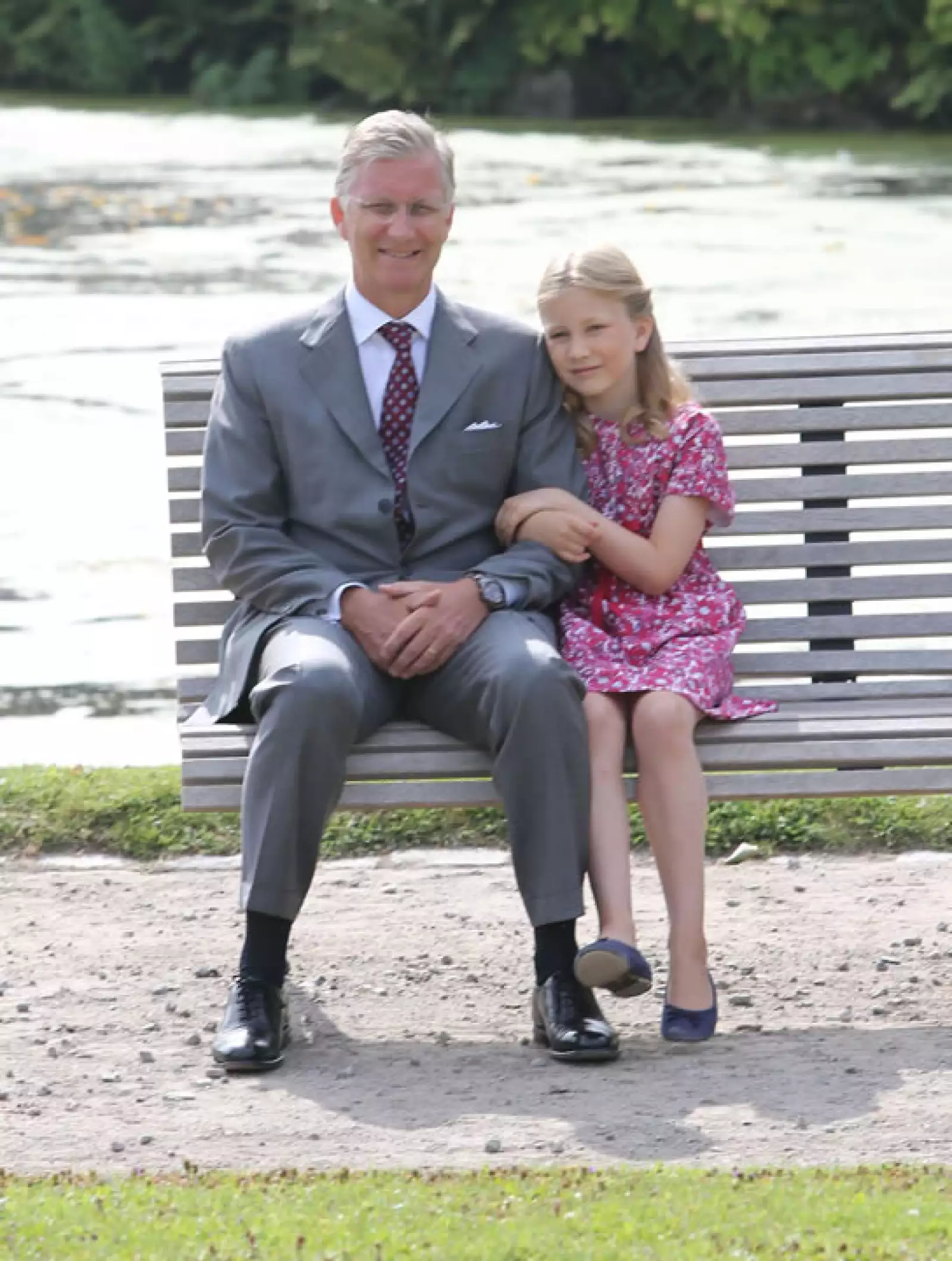 La futura Reina de Bélgica tiene definitivamente el colorido y facciones de su padre