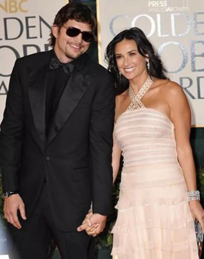 El actor y su esposa, Demi Moore, se han sometido a varios tratamientos de fertilidad sin resultados favorables, por lo que ahora piensan en adoptar un niño.