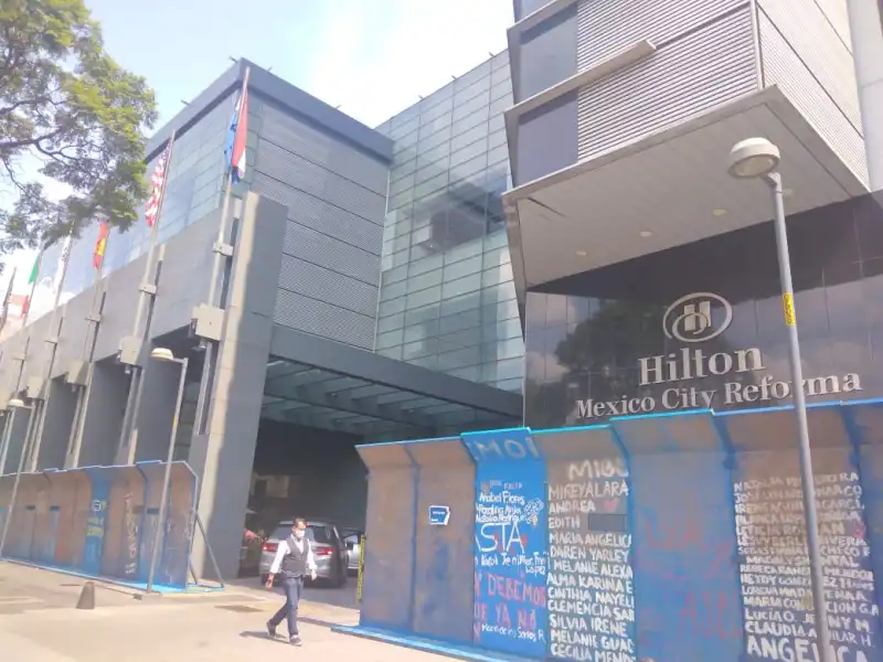 hilton.jpeg