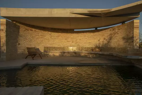 Hotel Terrestre, Grupo Habita