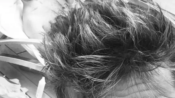 Ahora que están de vacaciones, la pareja se deja ver en muy poca ropa, despertando la pregunta: ¿Quién tiene más sexytud?