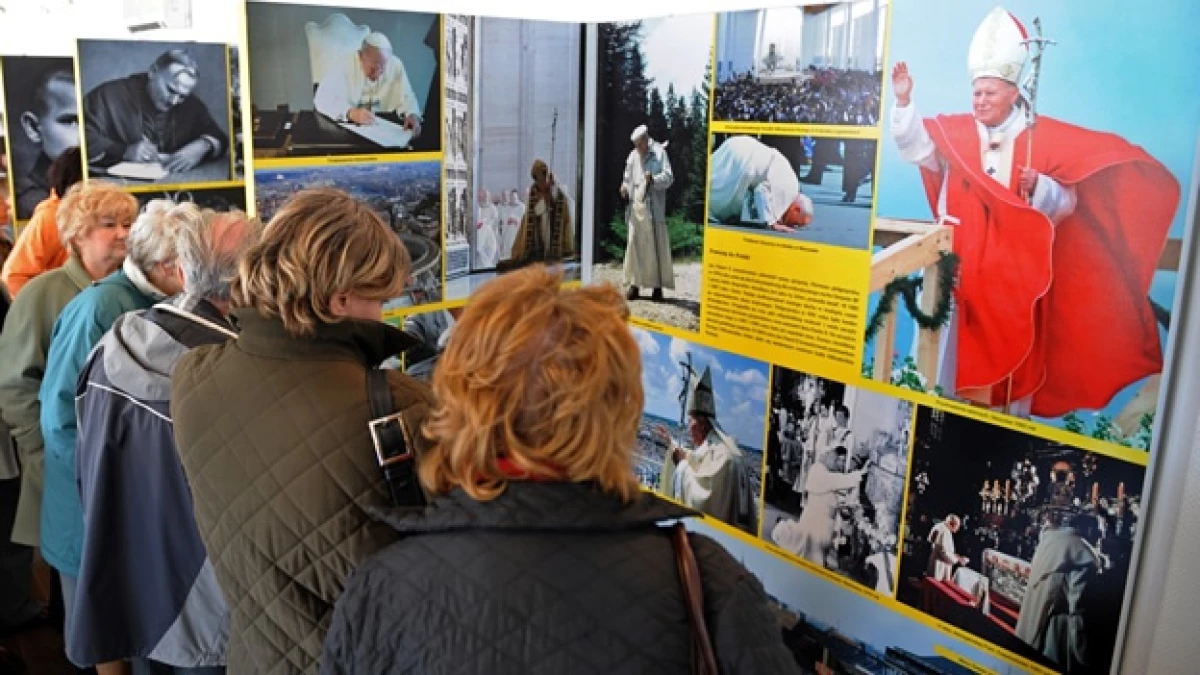 Exhibicion itinerante Juan Pablo II