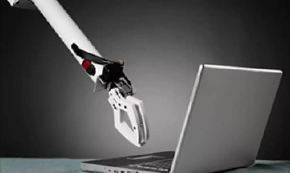 Los mensajes automáticos y programados en las redes sociales pueden no ser bien recibidos por los consumidores. (Foto: Cortesía Fortune)