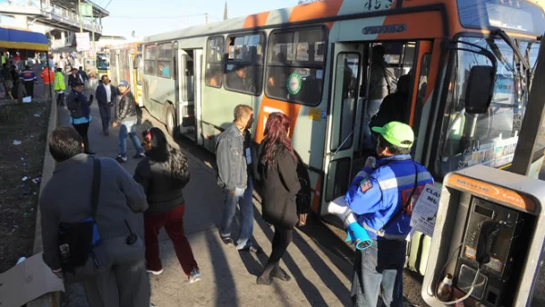 En promedio, un autobús de la RTP tarda 45 minutos en su traslado de la estación Tezonco a la de Periférico Oriente, cuando en el Metro este tramo se recorría en tres minutos.