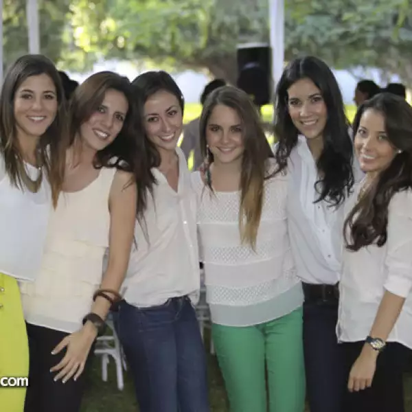 Eli Cantarero, Adriana Jácome, Marisa Morales, Adriana Villaseñor, Mariana Madrigal y Alma Osnaya