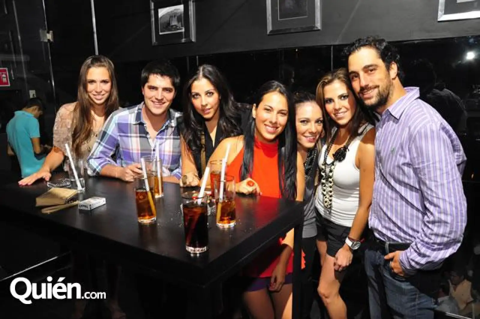 Pao Segura,Roberto Maza,Edith Moro,Laura Maza,Mariana Orendain,Gaby Moro,Arturo Ortega