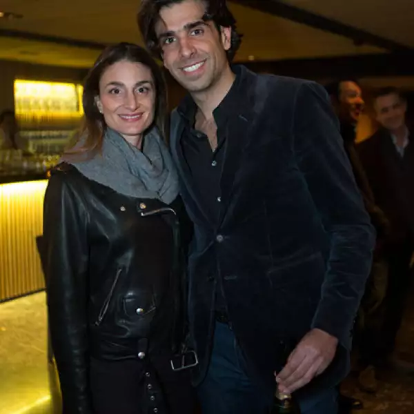 Claudia Pére y Juan Pérez