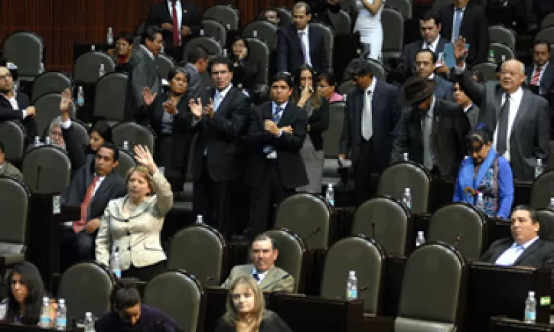 Acusan que la irresponsabilidad de los partidos y sus legisladores pone en entredicho la capacidad y funcionamiento del IFE. (Foto: Notimex)