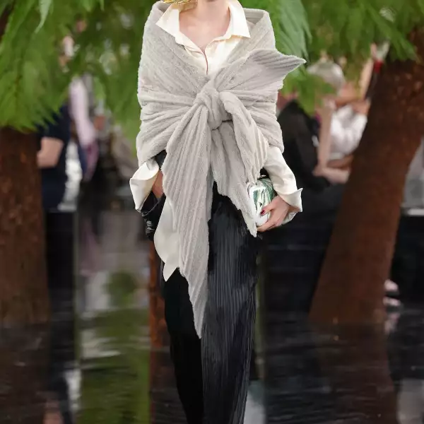 Christian Dior HC F26 001.jpg