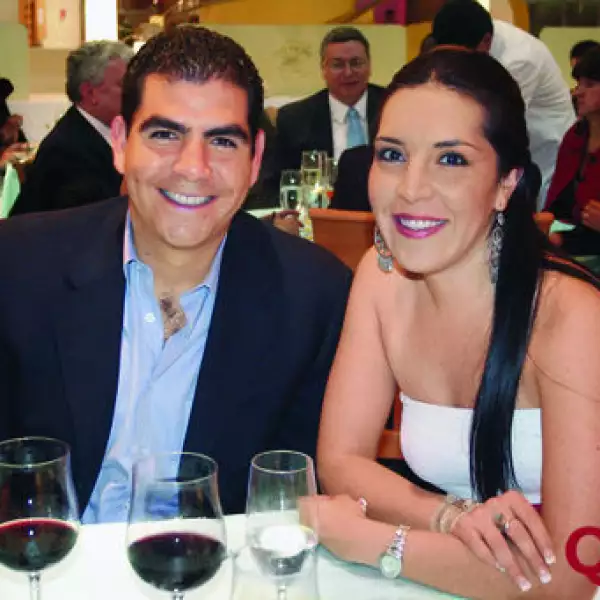 Luis de la Torre, Rebeca Castro