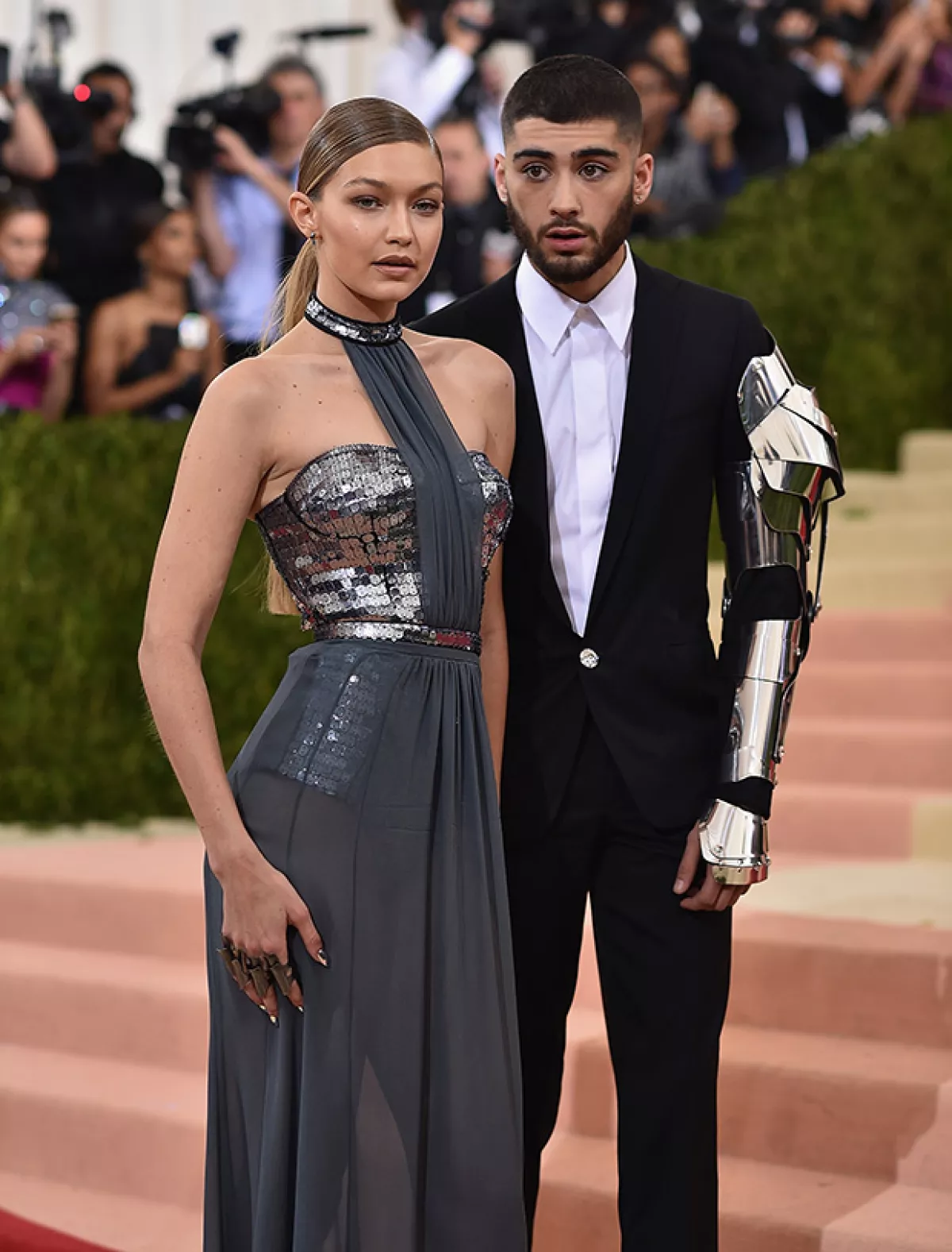 Tras terminar con Joe Jonas, la modelo inició rápidamente un romance con Zayn Malik.