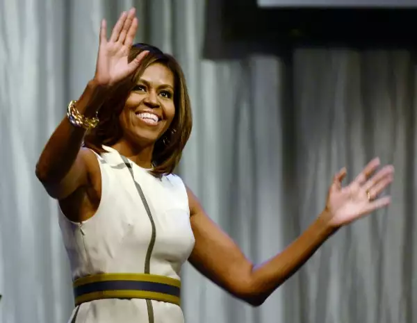 Los vestidos sin mangas son una de las elecciones predilectas de la Primera Dama.