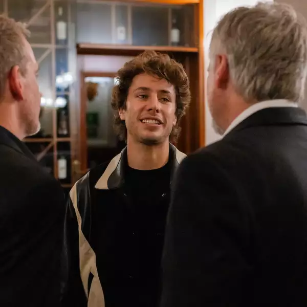 VIX Y LLEGARON DE NOCHE COCTEL
