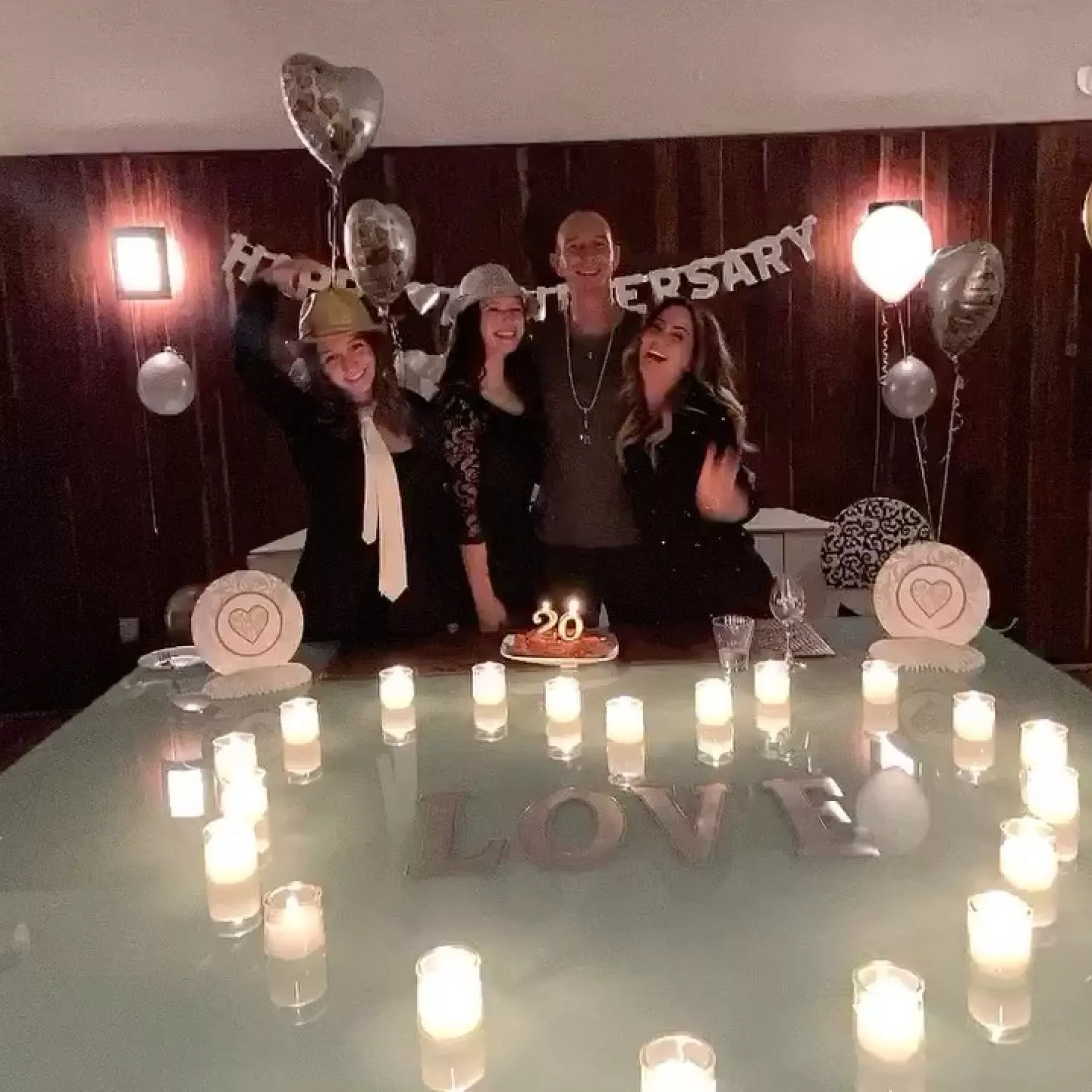 Nina, Mia, Erick Rubín y Andrea Legarreta