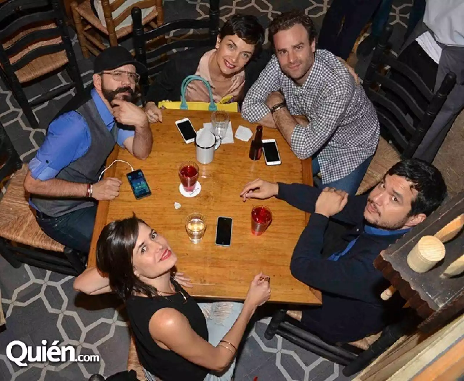 María de la Fuente,Max Villegas,Rafael León,Guille Farber y Jorge Aguayo.